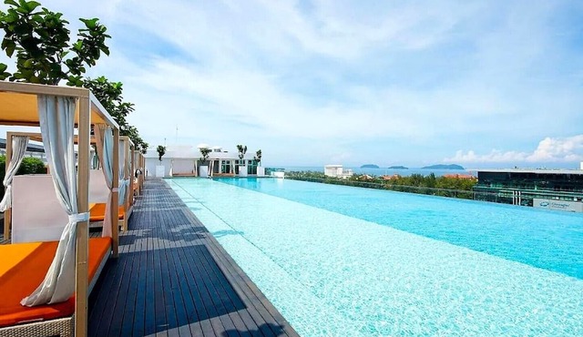 Sutera Avenue by Kota Kinabalu