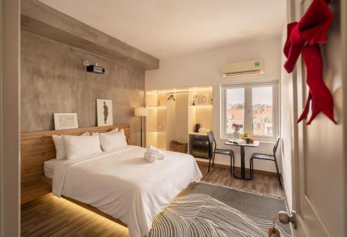 Chạm's Hotel & Homestay
