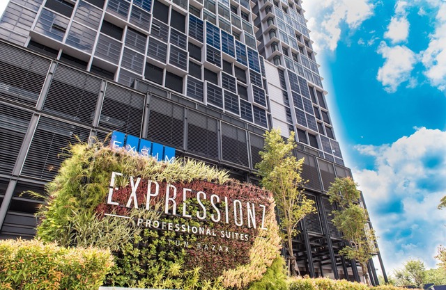 Expressionz Professional Suites by EH Homestay