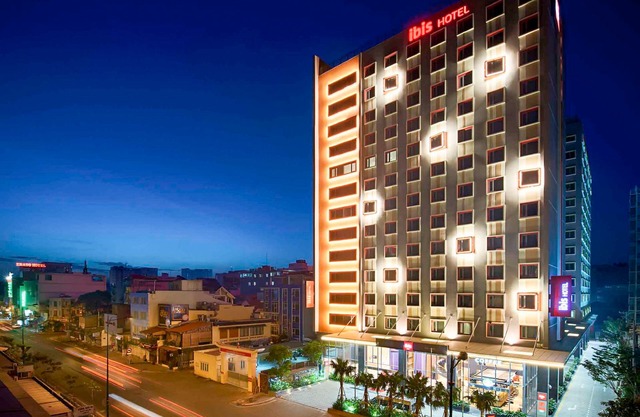 Ibis Saigon Airport