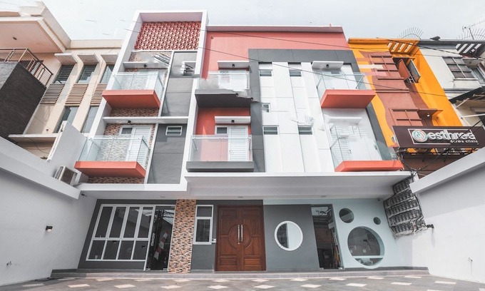 Tanjung Duren Utara Hotel | OYO 1487 Residence Khoe